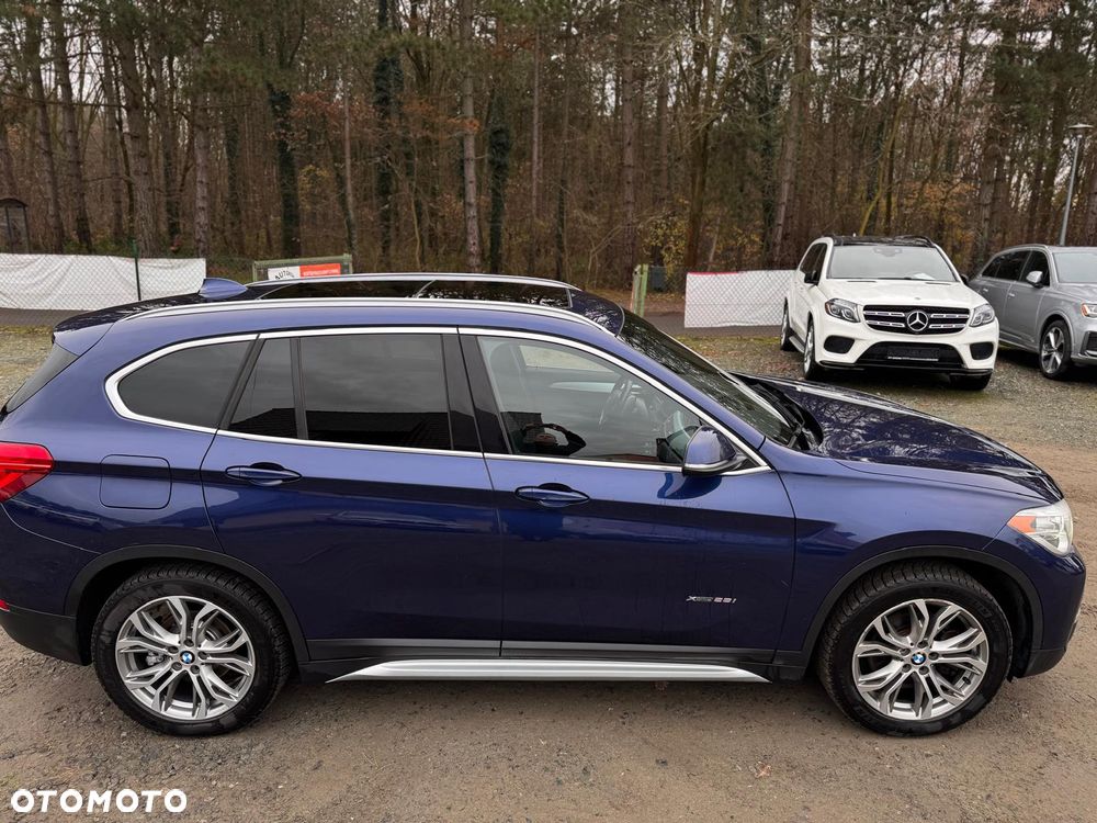 BMW X1 xDrive28i xLine - 9