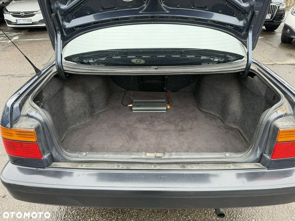 Honda Accord 2.0i-16 EX - 24