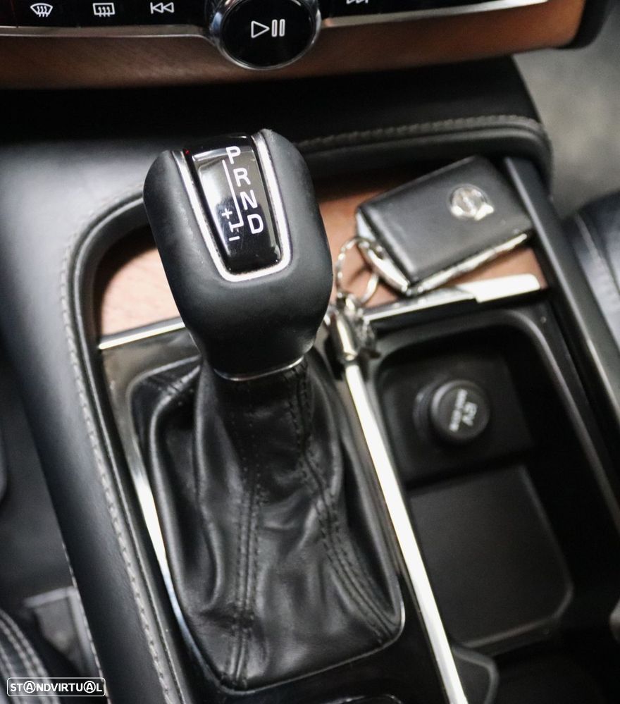 Volvo XC 90 2.0 D4 Inscription - 28
