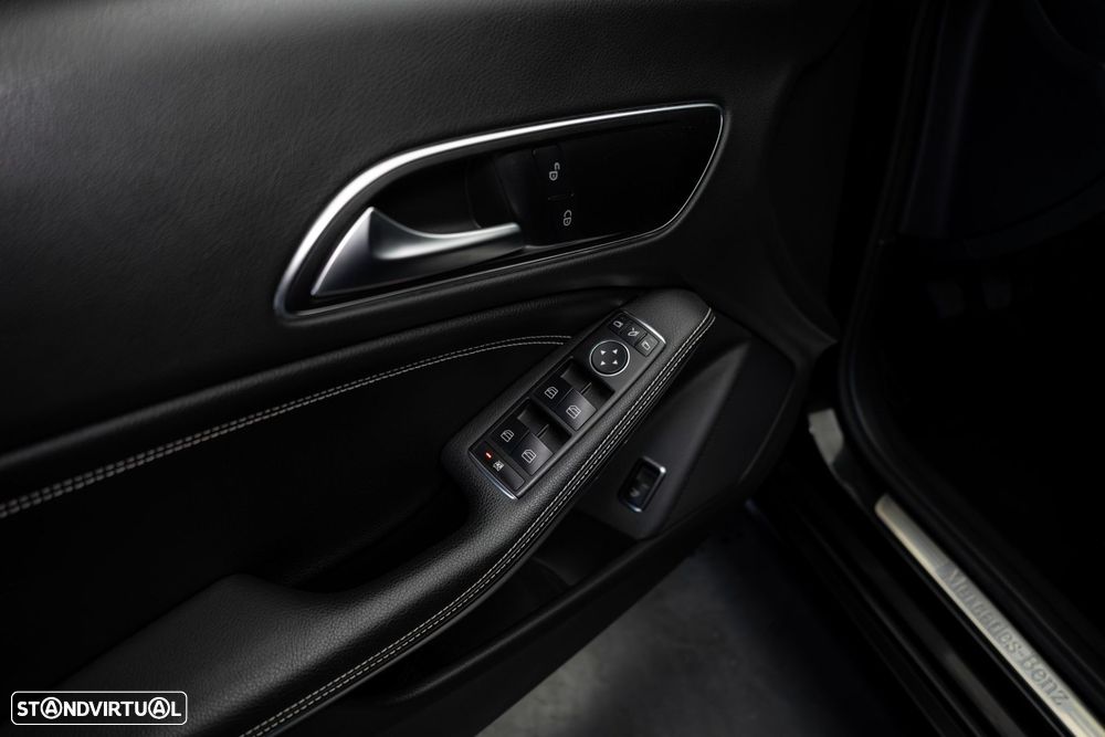 Mercedes-Benz CLA 180 d Urban - 28