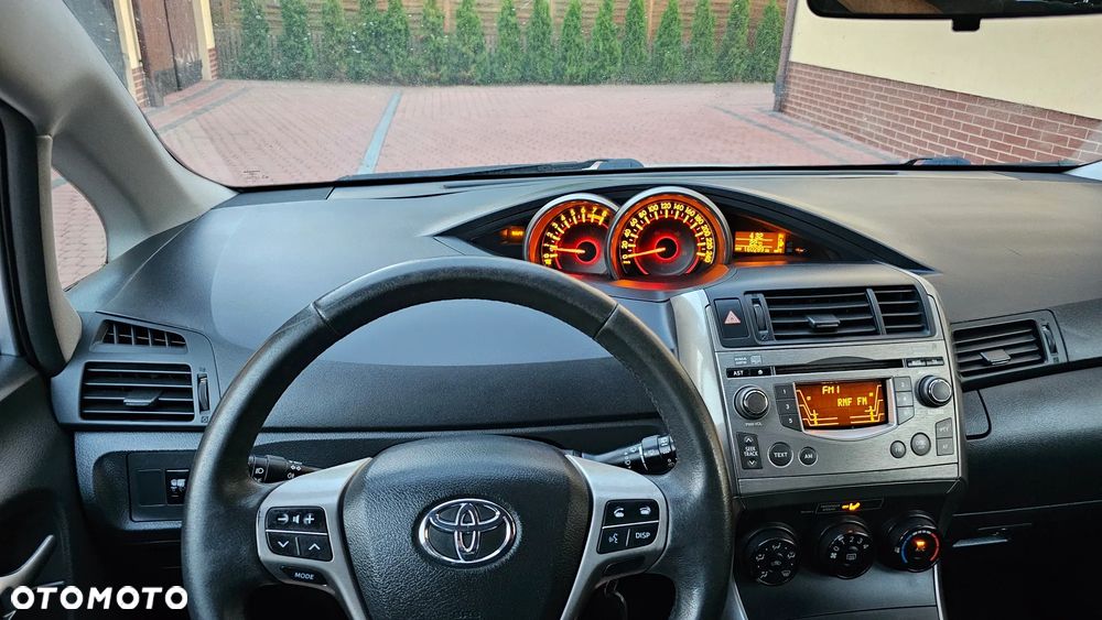 Toyota Verso 1.6 7-Sitzer Comfort - 38