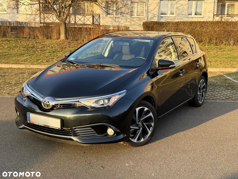 Toyota Auris 1.6 Comfort - 1