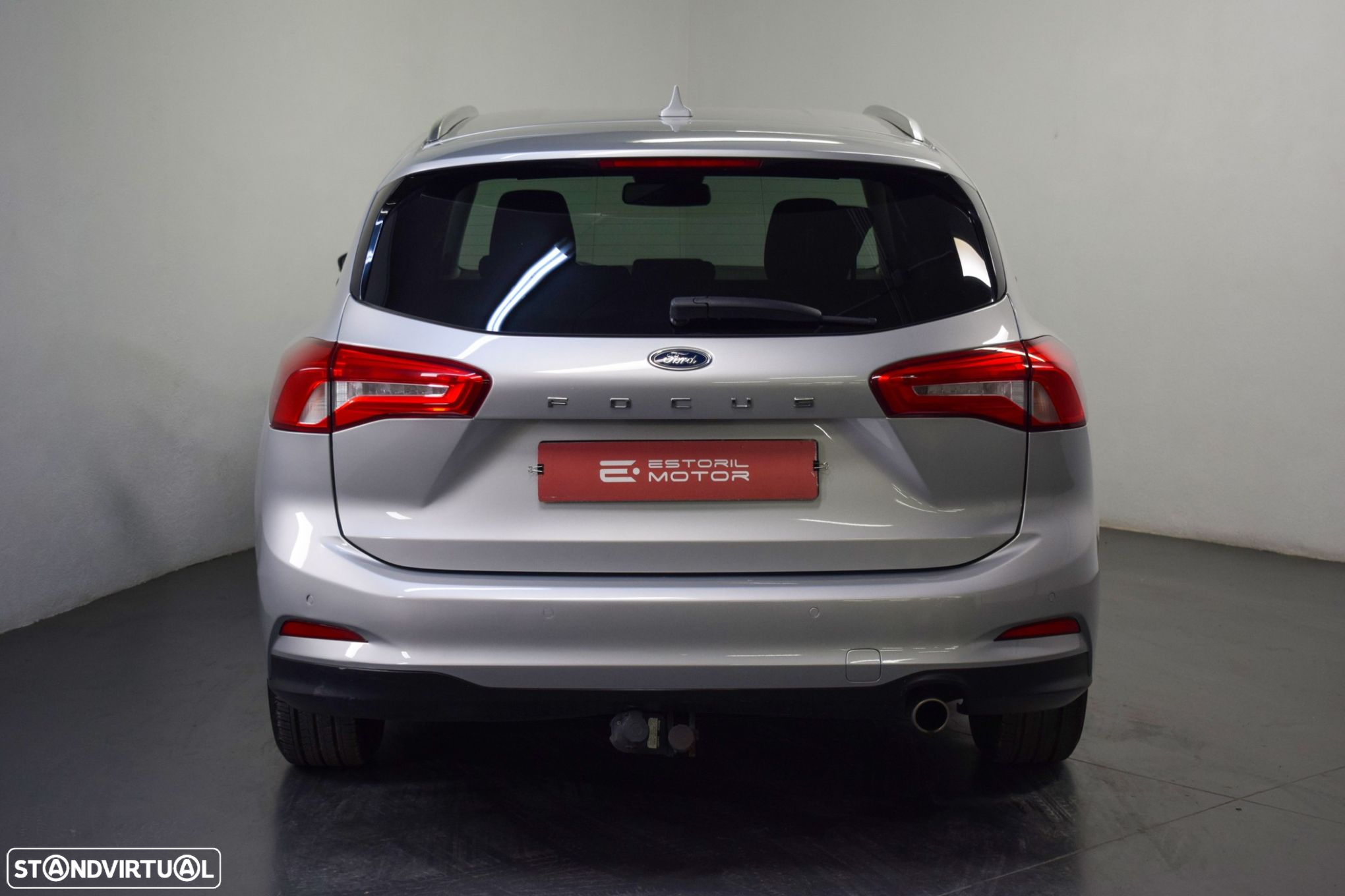 Ford Focus SW 1.5 TDCi EcoBlue Connected - 4