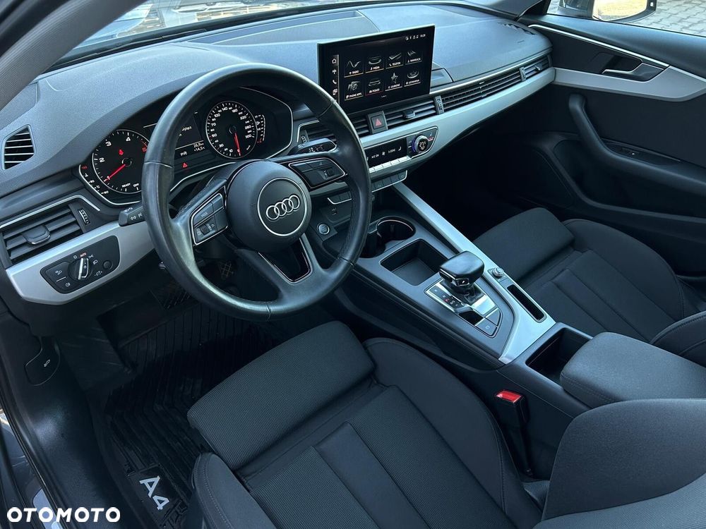 Audi A4 Limousine - 7