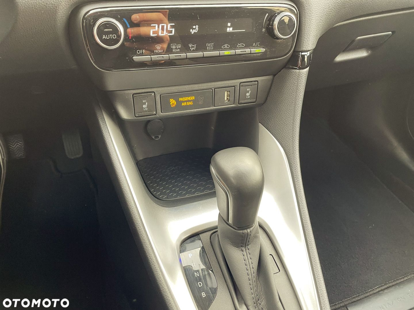 Toyota Yaris - 19