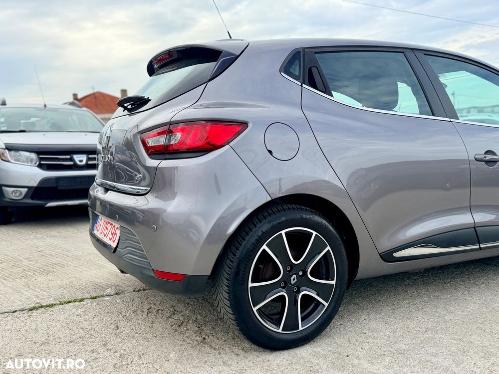 Renault Clio - 22
