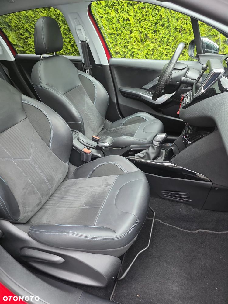 Peugeot 2008 1.2 Pure Tech GPF Crossway S&S - 14