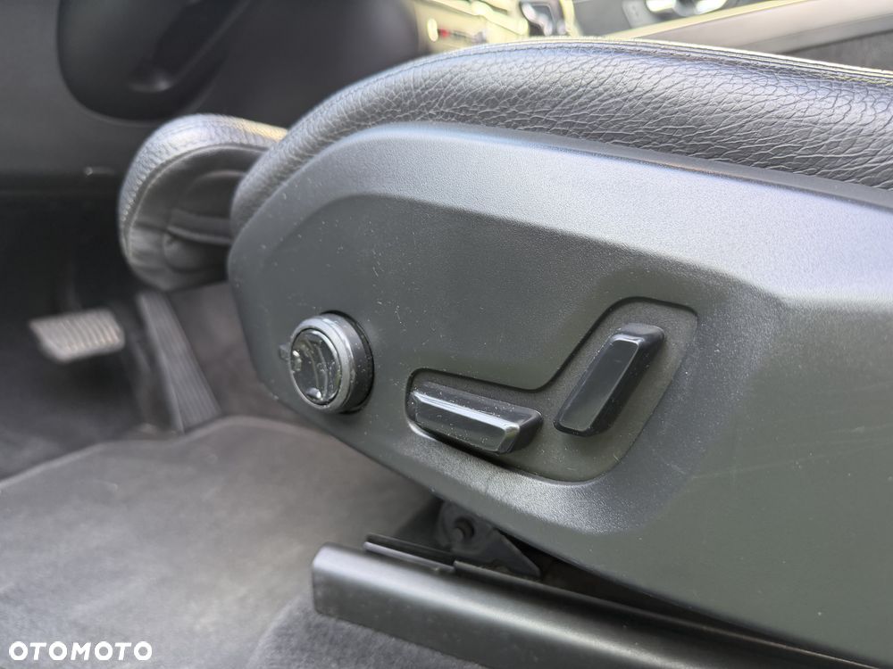 Volvo XC 60 D4 AWD Inscription - 19