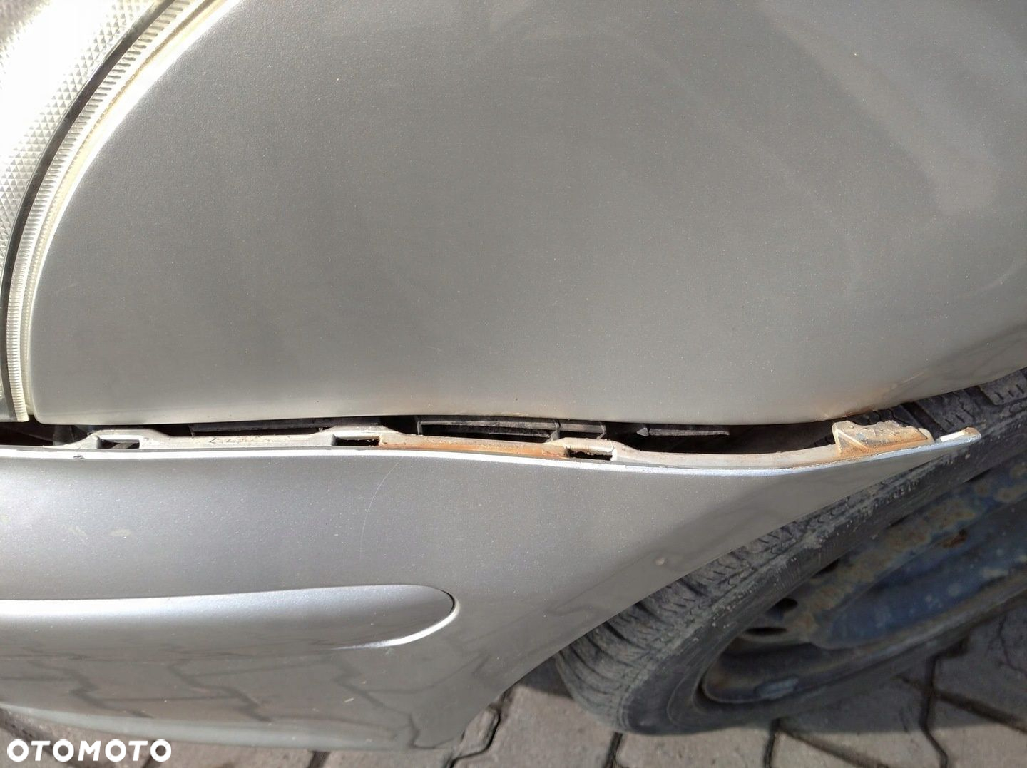 TOYOTA AVENSIS T25 03-06 ZDERZAK PRZÓD MASKA BŁOTNIK LAMPA PAS PRZEDNI 1C0 - 11