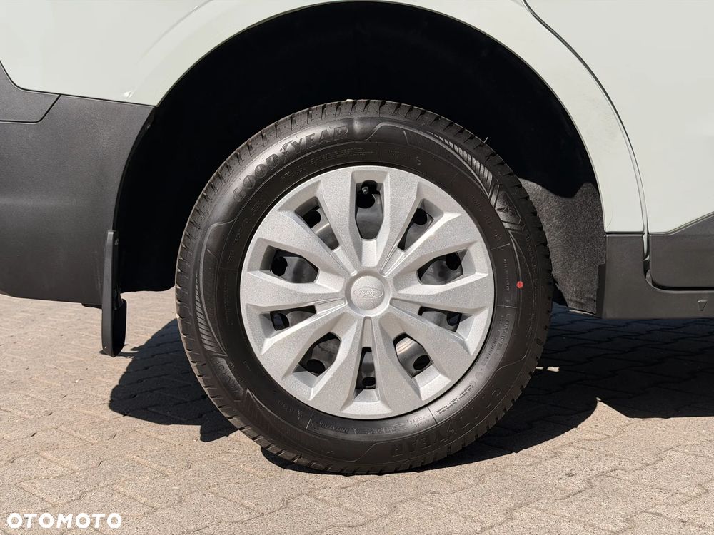 Ford Transit Courier - 9