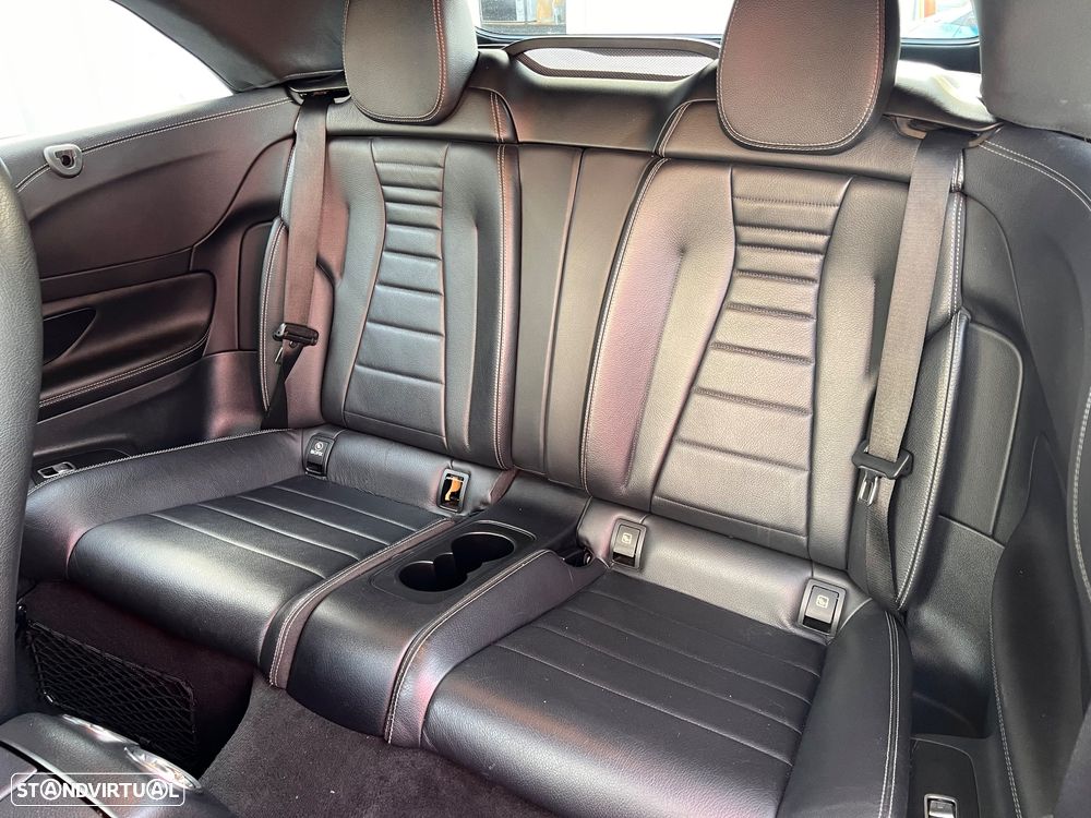 Mercedes-Benz E 220 d Cabrio 4Matic 9G-Tronic AMG Line - 19