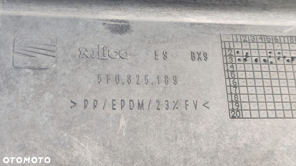 KLAPA ZDERZAK WZMOCNIENIE BELKA OSŁONA LAMPA TYŁ KOMPLETNY TYŁ DUPA CZARNY ORYGINALNY LAKIER SEAT LEON III 3 HB 5D 12-16r - 21