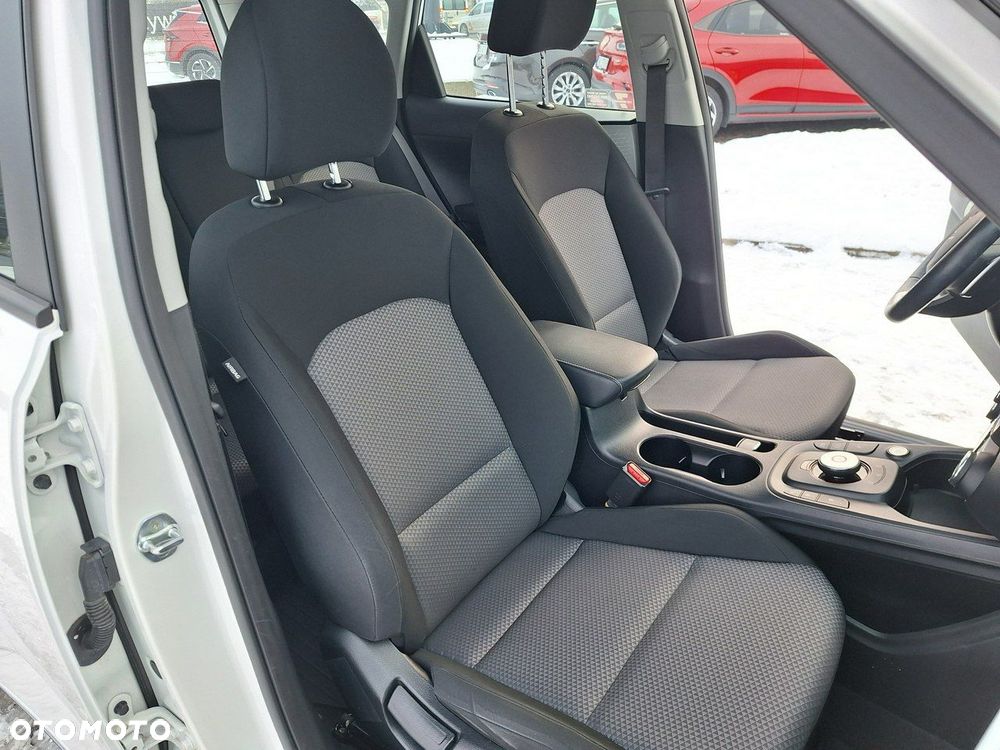 Kia Soul 64kWh M - 28