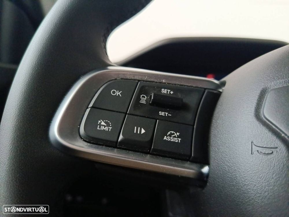 Jeep Avenger 54 kWh Summit - 16