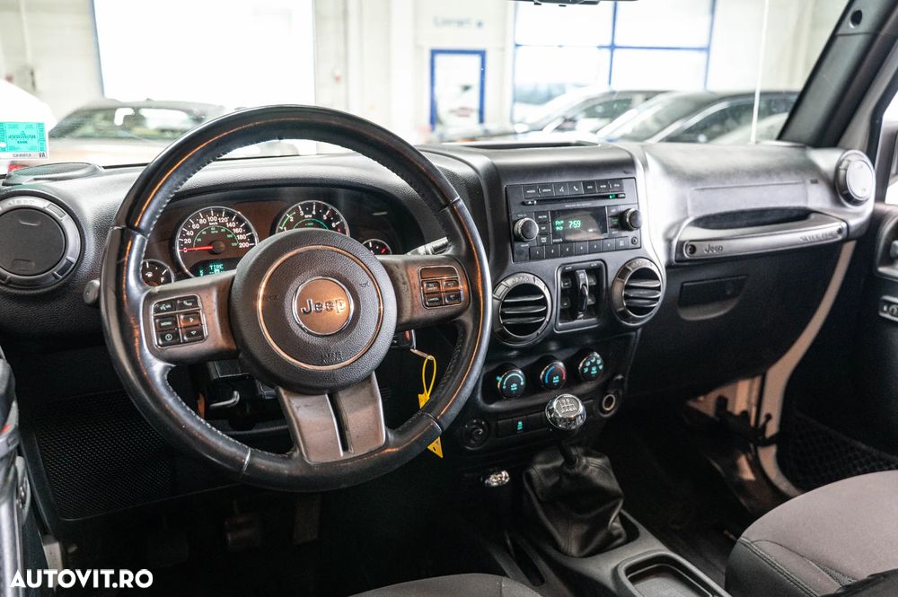 Jeep Wrangler - 26