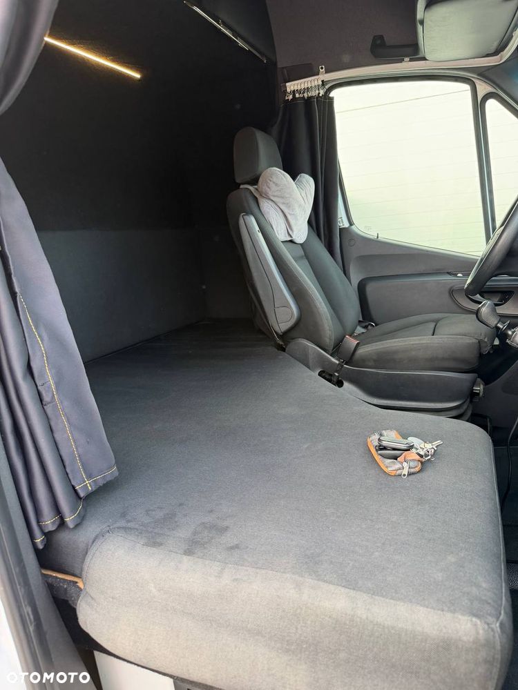 Mercedes-Benz SPRINTER - 17