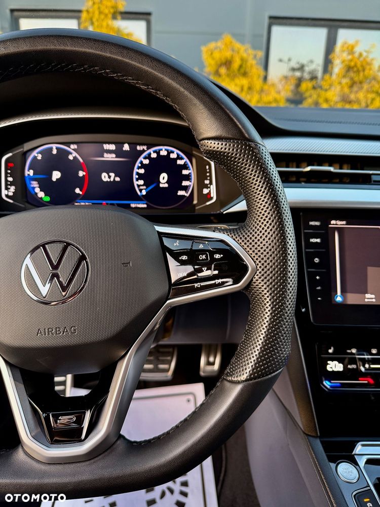Volkswagen Arteon 2.0 TDI SCR DSG R-Line - 22