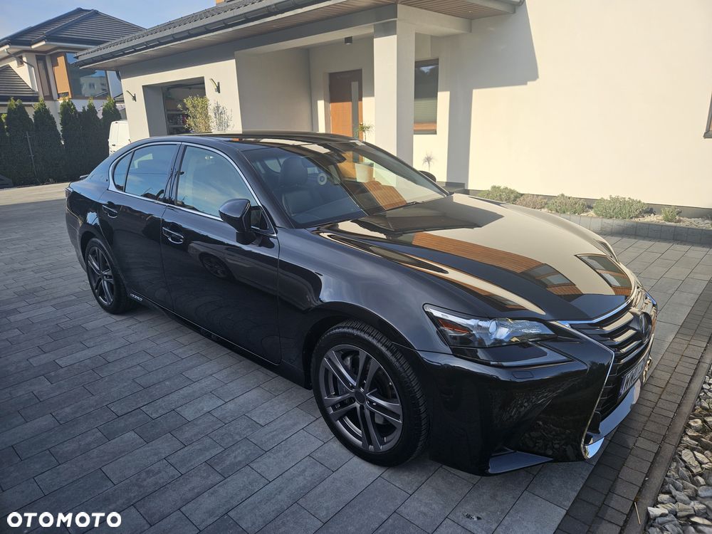Lexus GS 300h - 9