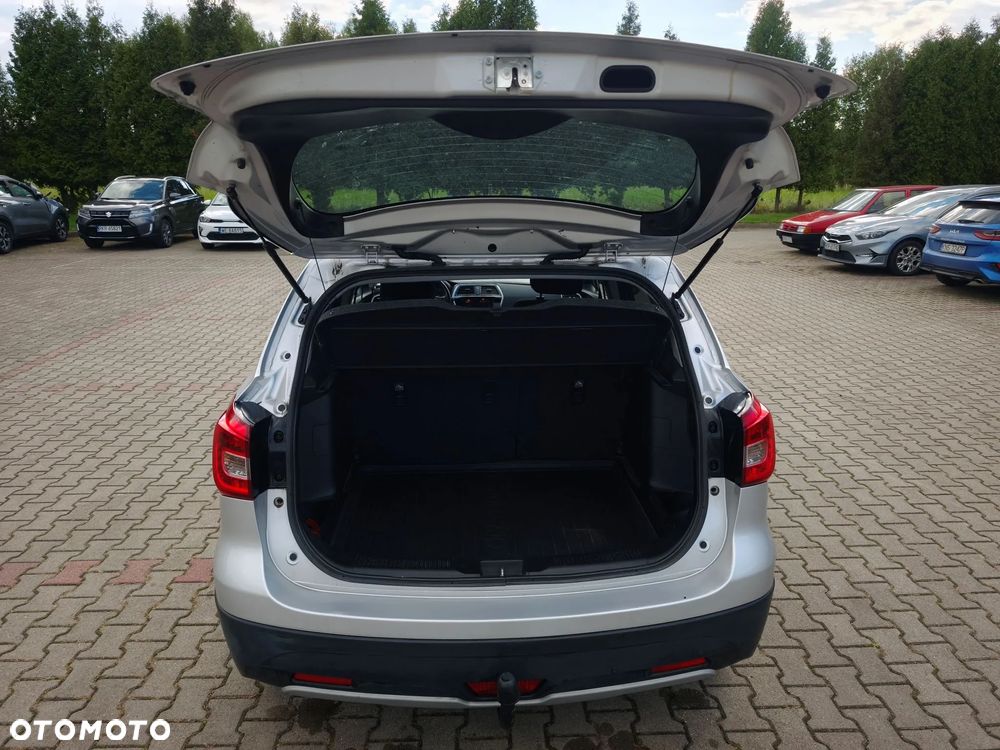 Suzuki SX4 S-Cross - 10