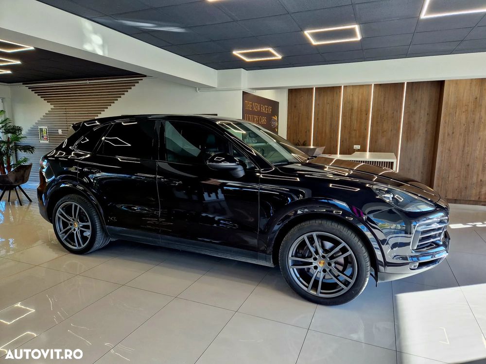 Porsche Cayenne Tiptronic S - 8