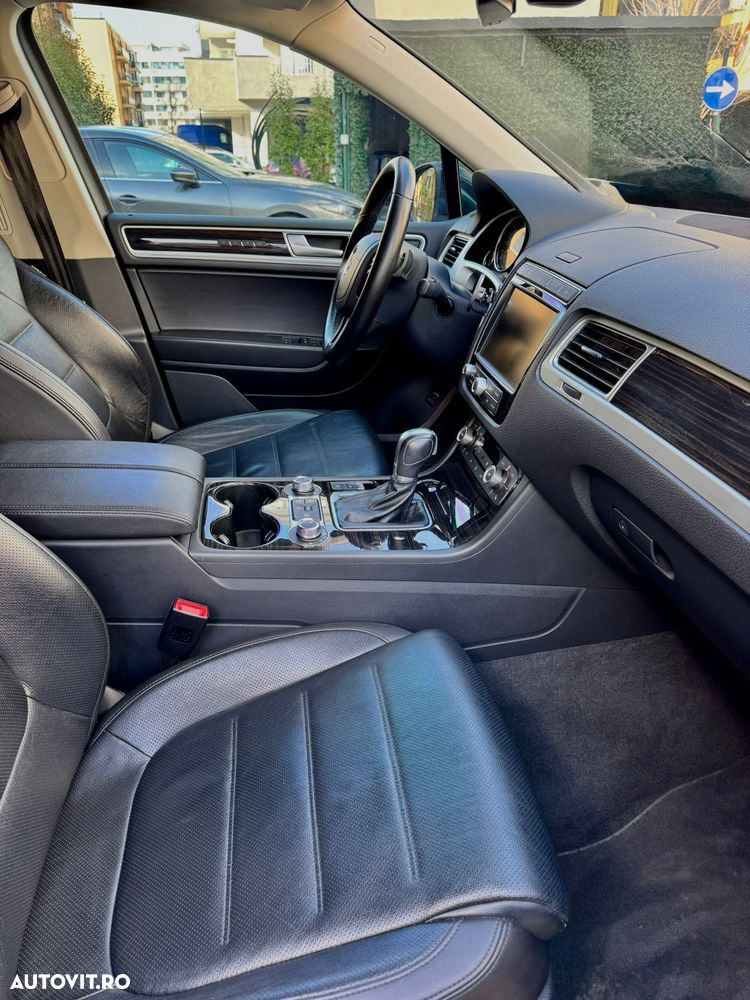 Volkswagen Touareg V6 TDI BMT Supreme Plus - 14