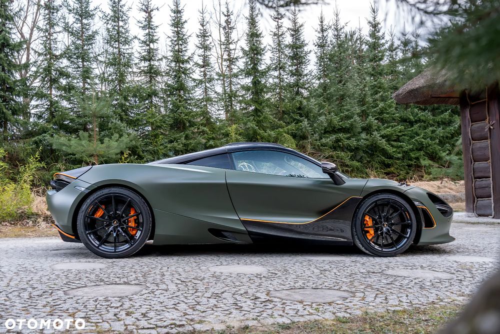 McLaren 720S Coupe - 21