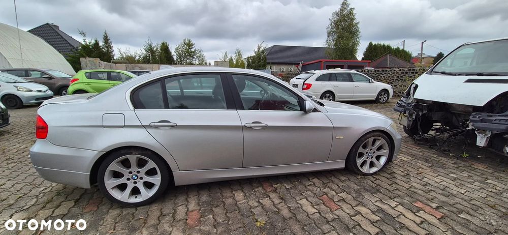 BMW Seria 3 330i xDrive Touring Edition Sport - 7