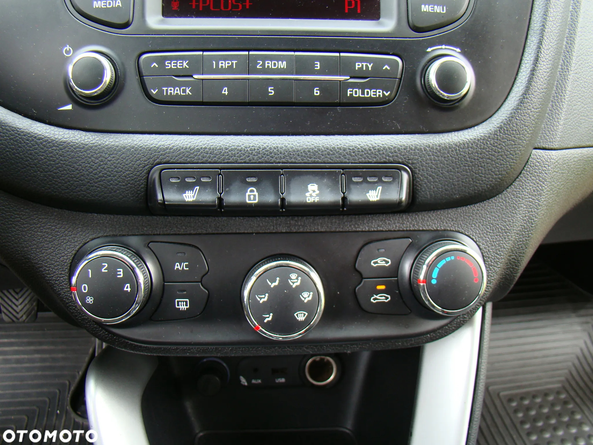 Kia Ceed Cee'd 1.6 GDI L - 23