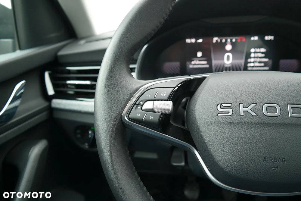 Skoda Kamiq 1.5 TSI Selection - 16