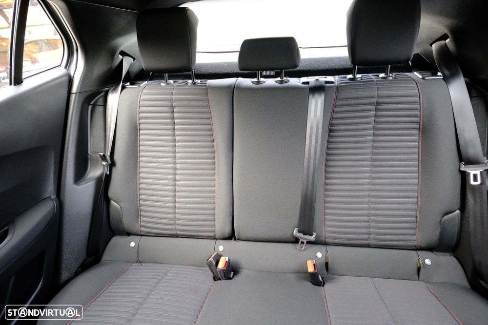 Peugeot e-2008 50 kWh Active Pack - 11
