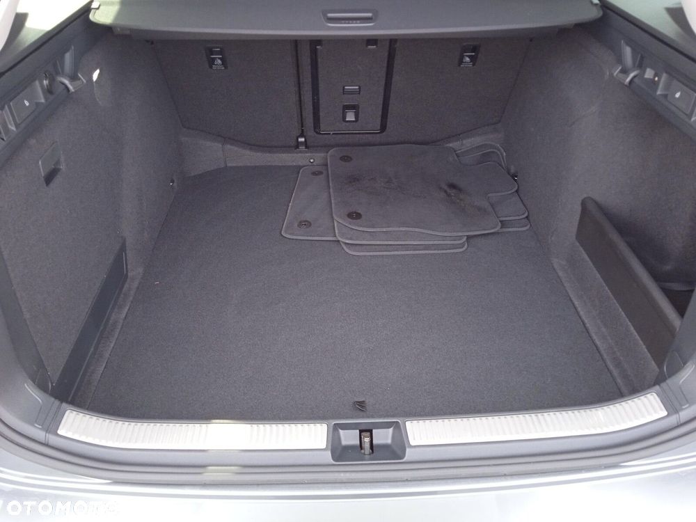 Skoda Superb 2.0 TDI SCR 4x4 Selection DSG - 18