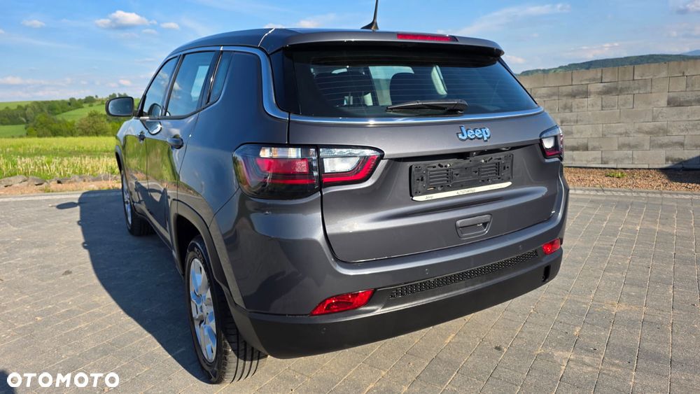 Jeep Compass - 4