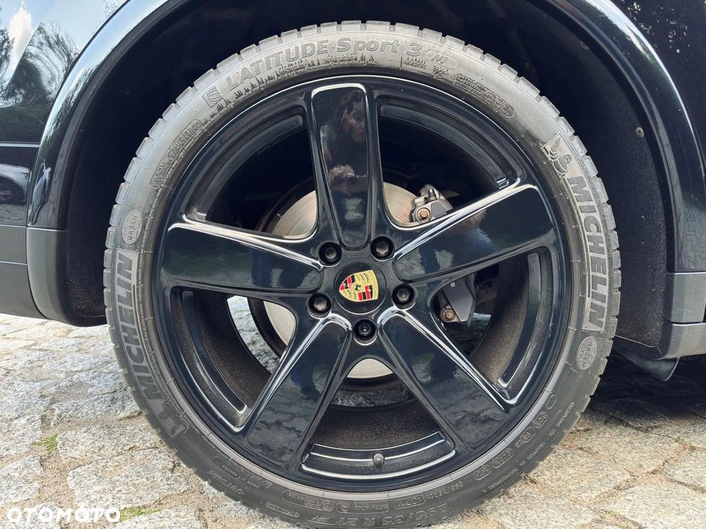 Porsche Cayenne Diesel Platinum Edition - 33