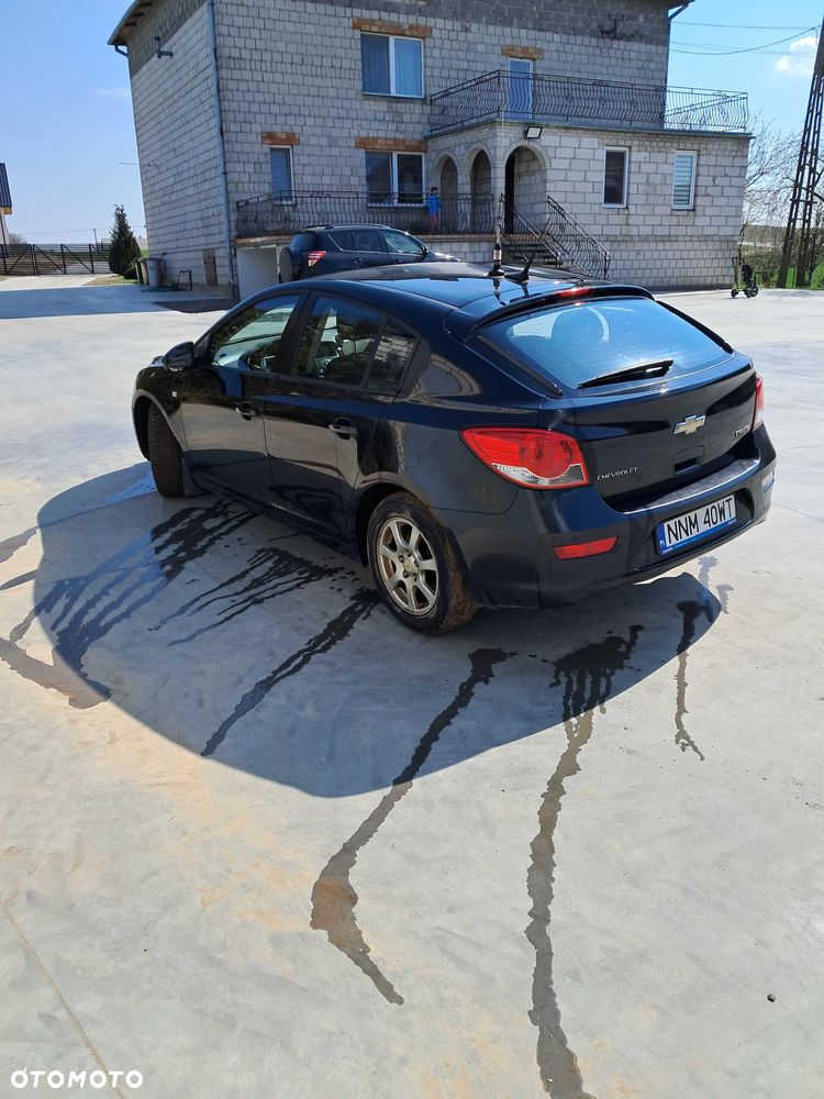 Chevrolet Cruze - 6
