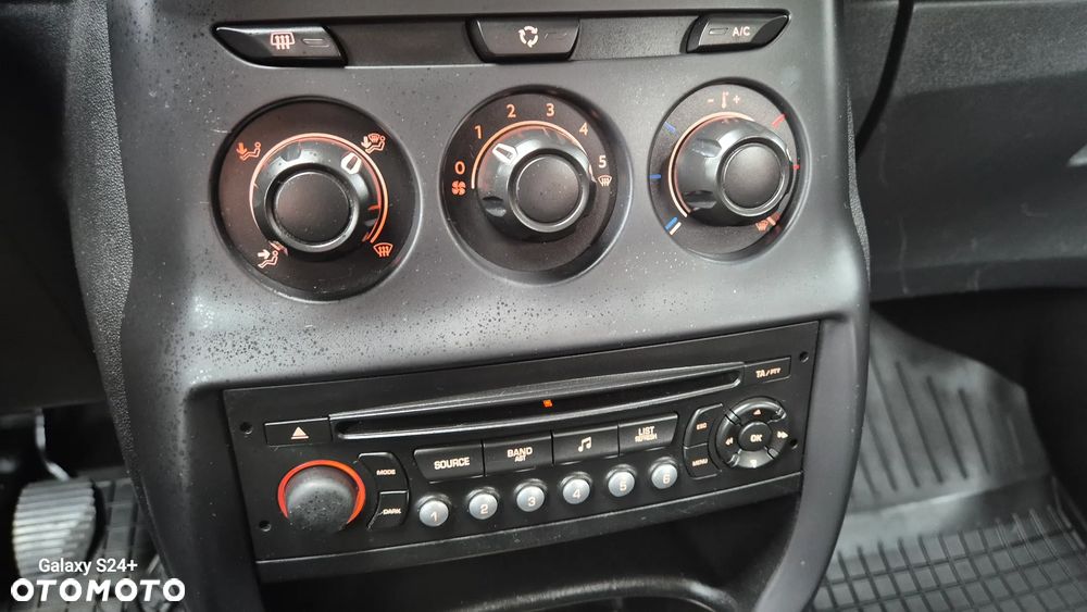 Citroën C3 1.4 HDi First - 17