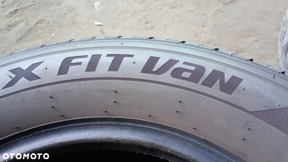F.V Do Busa Opony 225/75R16C LAUFENN X FIT VAN IGŁA KOMPLET 4 SZTUKI - 6