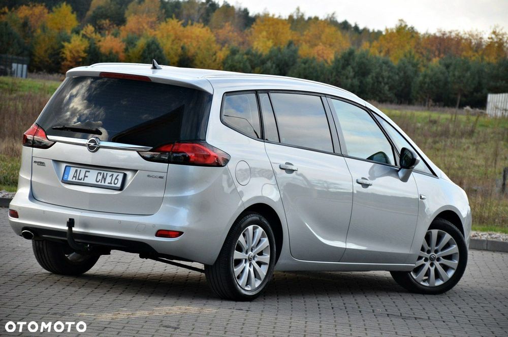 Opel Zafira - 11