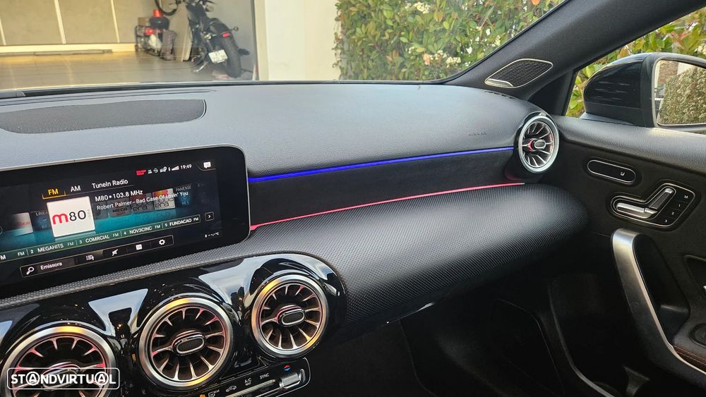 Mercedes-Benz A 180 d 7G-DCT AMG Line - 15