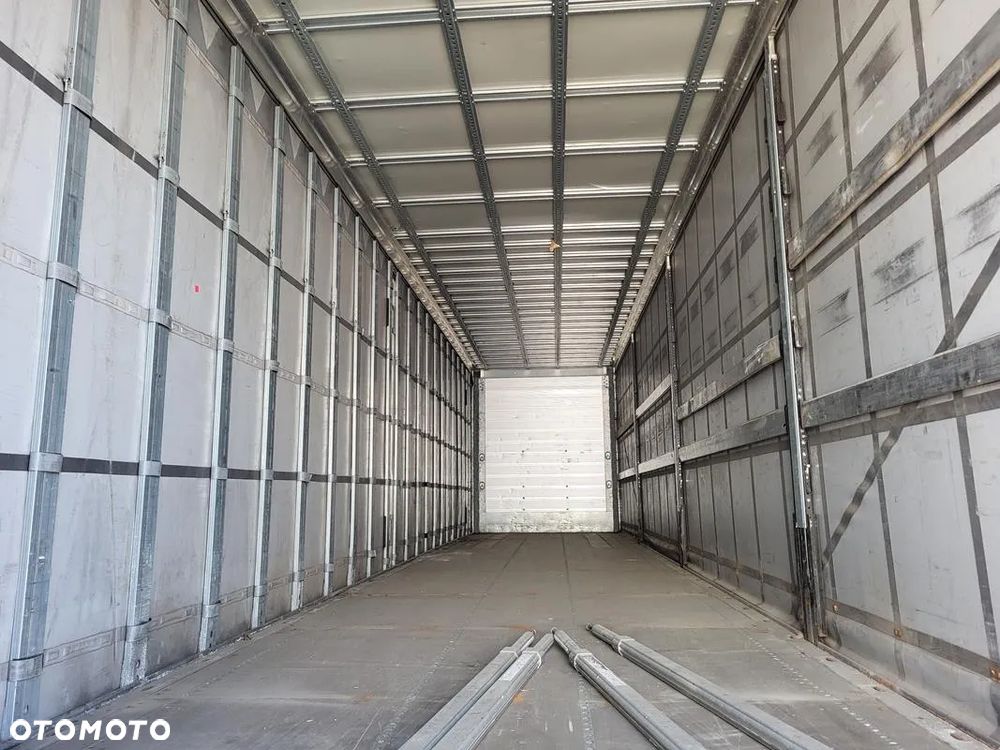 Schmitz Cargobull SCB S3T - 13