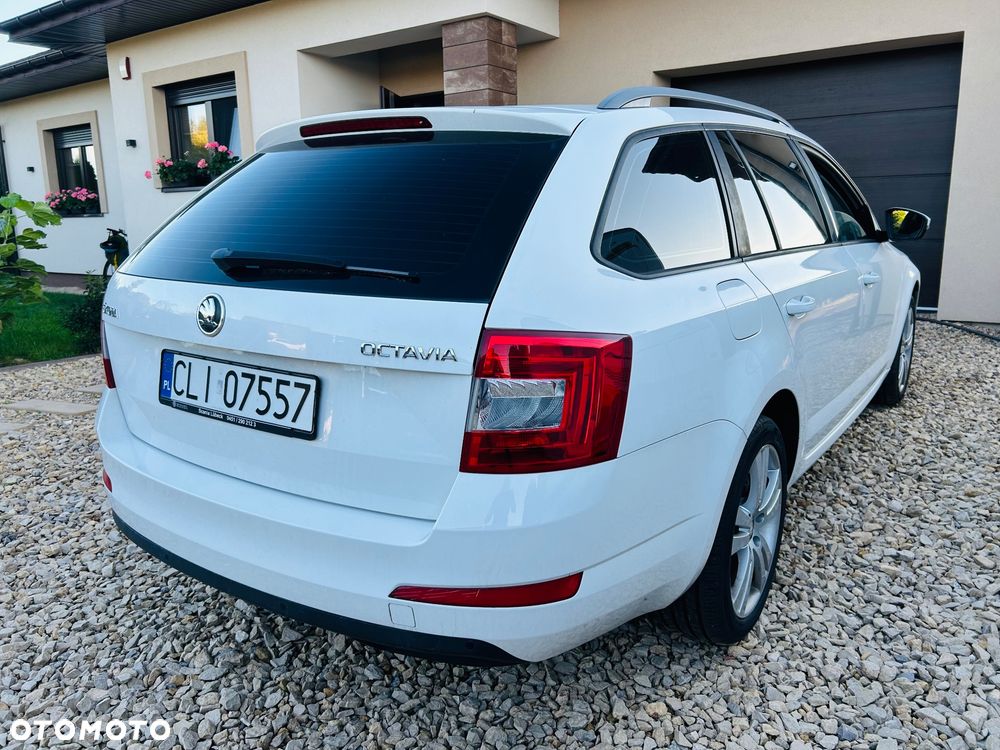 Skoda Octavia 1.6 TDI DPF DSG Elegance - 5