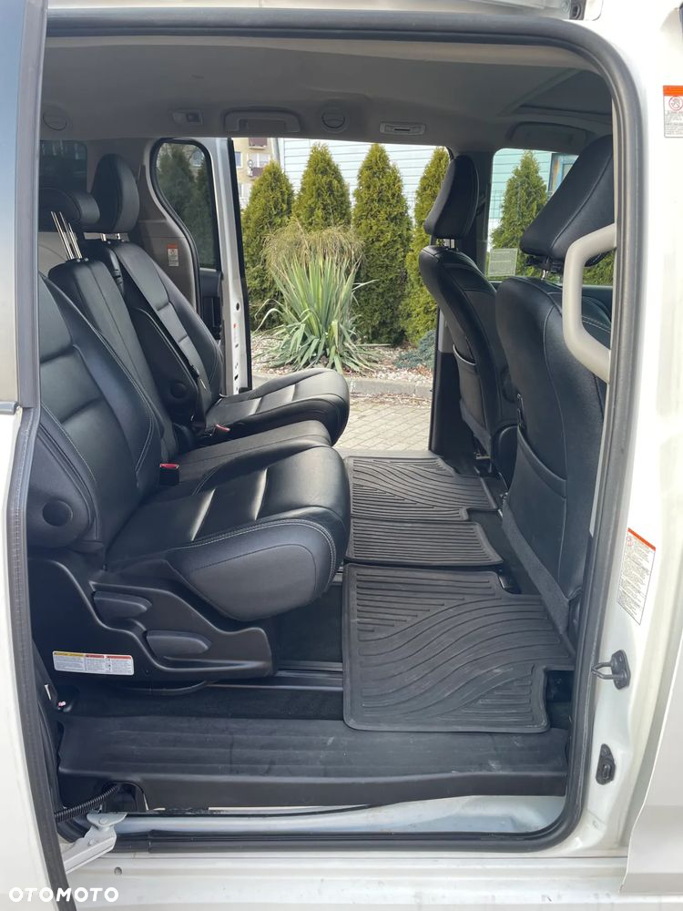 Toyota Sienna 3.5 V6 SE - 15
