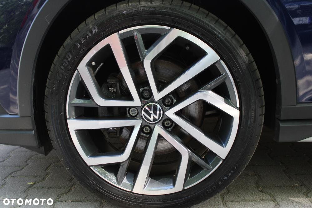 Volkswagen Golf - 29