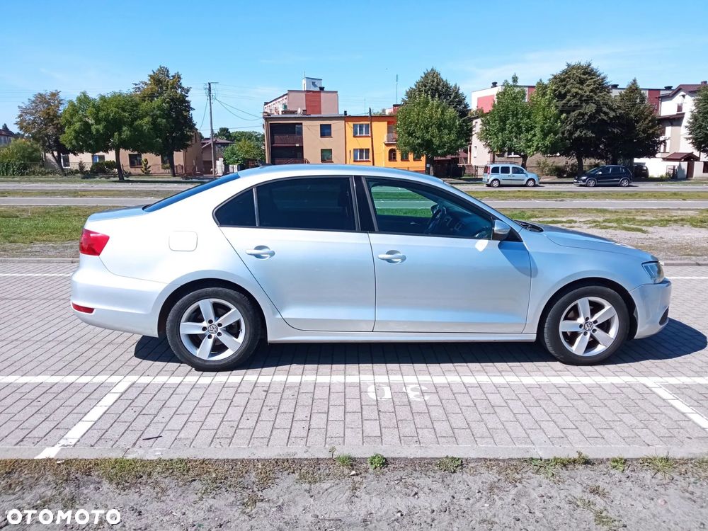 Volkswagen Jetta 1.6 TDI Comfortline Optimum - 10