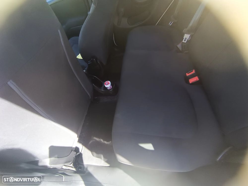 Fiat Panda 1.2 Waze S&S - 11
