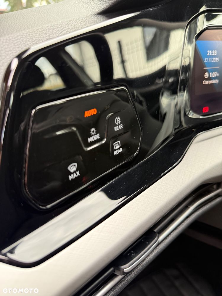 Volkswagen Golf 1.5 eTSI Life DSG - 27