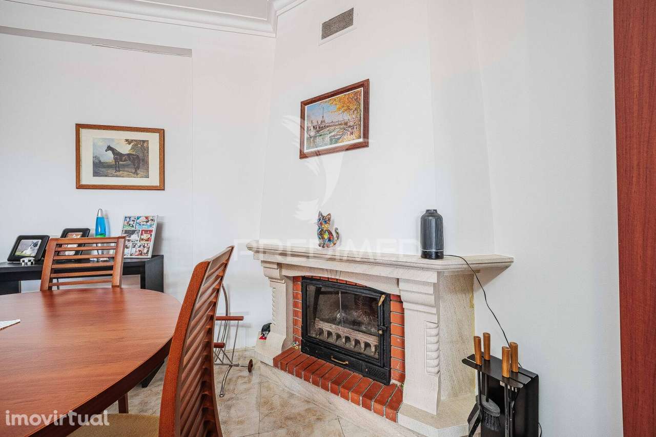 Apartamento T2 C/garagem em Agualva-Cacém – Oportunidade Única - Grande imagem: 3/24