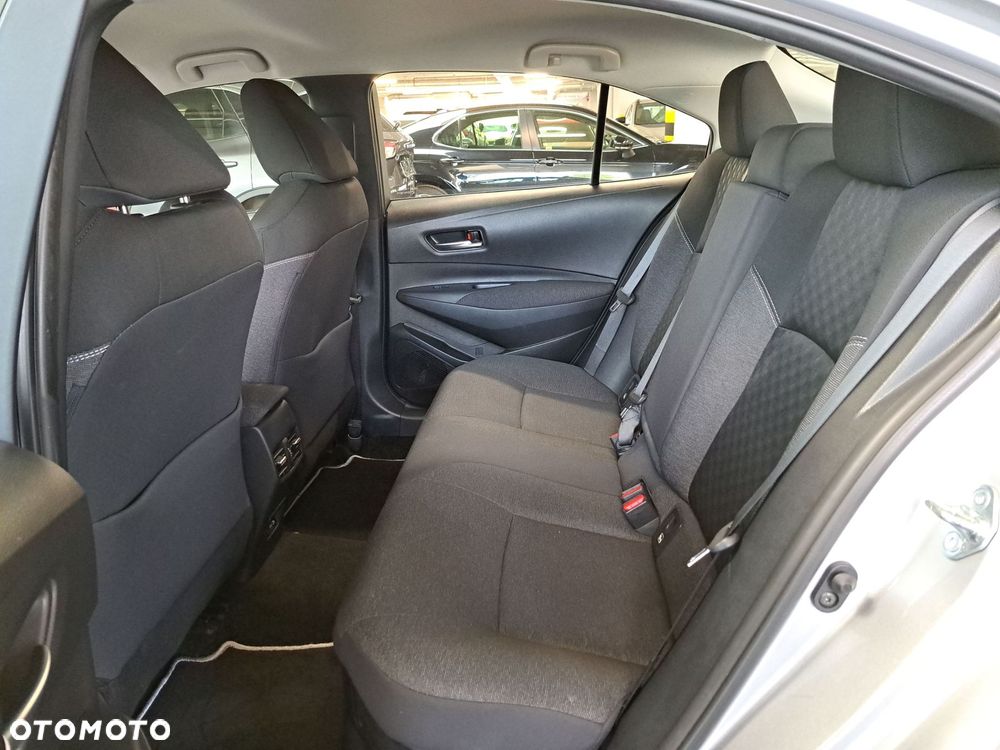 Toyota Corolla 1.8 Hybrid Comfort - 31