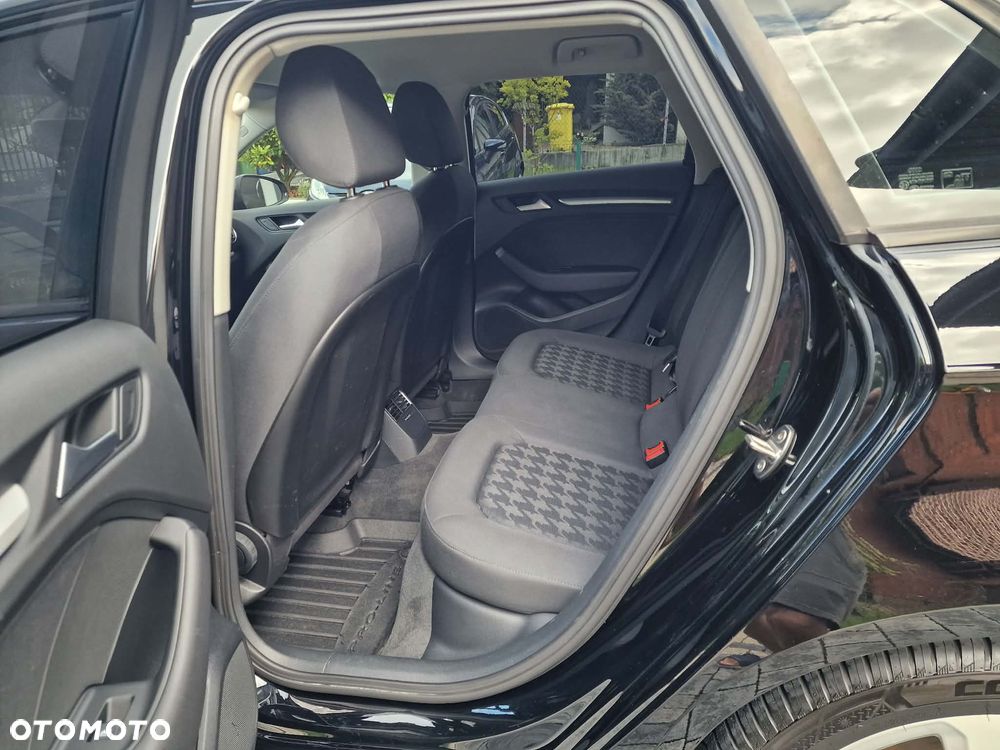 Audi A3 Sportback 2.0 TDI - 11