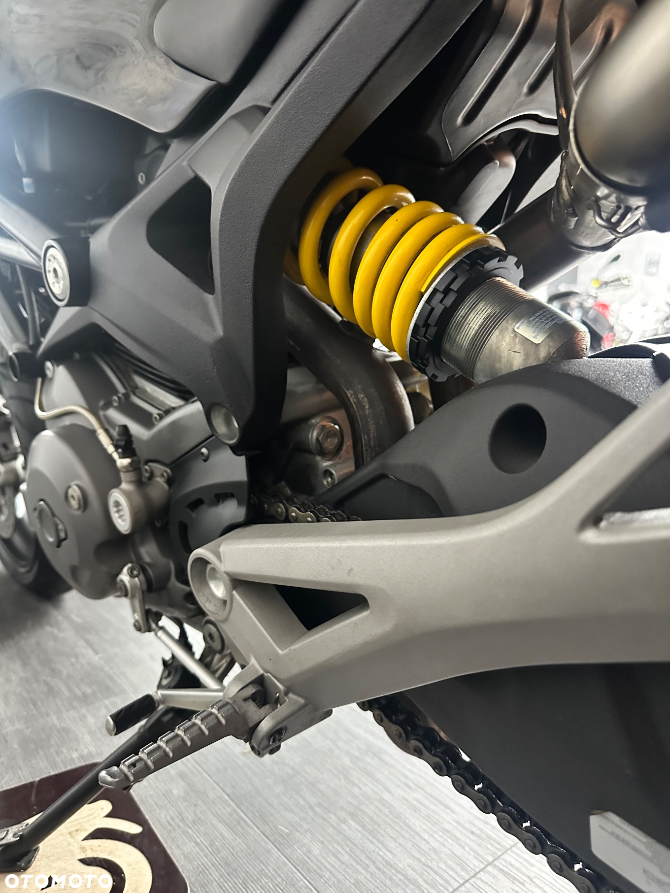 Ducati Monster - 13