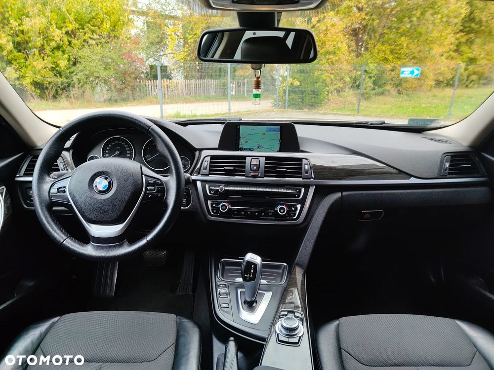 BMW Seria 3 318d Luxury Line - 17